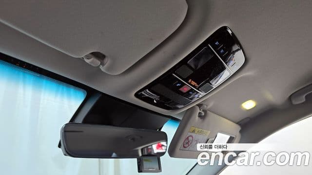Hyundai Grandeur Hybrid 2022 — Photo 12/20