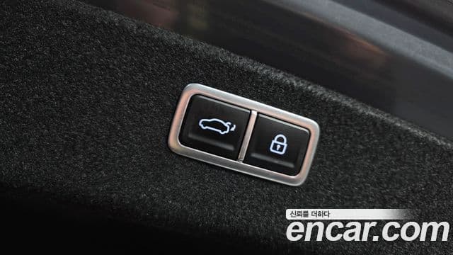 Genesis Electrified G80 2021 — ფოტო 17/20