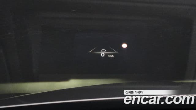 Genesis Electrified G80 2021 — ფოტო 19/20