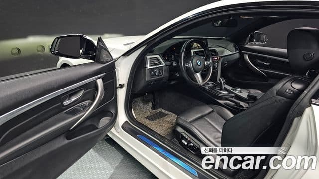 BMW 4 Series 2018 — Фото 10/20