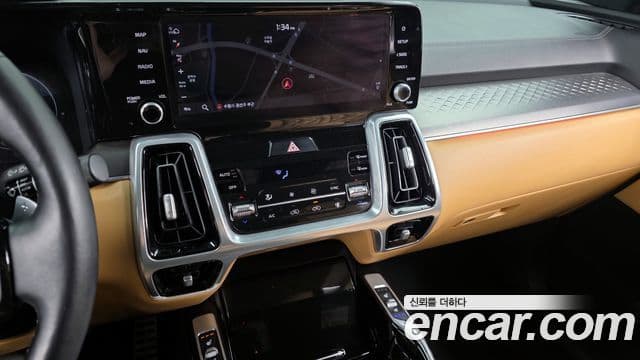 Kia Sorento 2020 — Фото 14/20