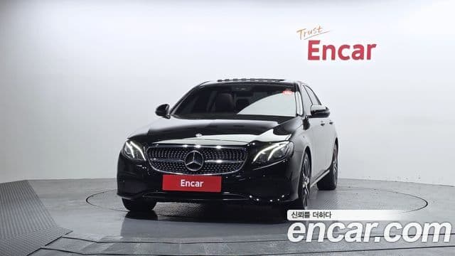 Mercedes-Benz E-Class 2020 — Фото 3/20