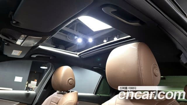 Mercedes-Benz E-Class 2020 — Фото 16/20