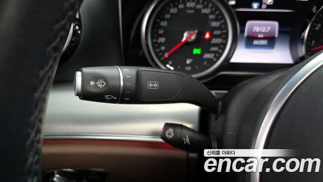 Mercedes-Benz E-Class 2020 — Фото 18/20