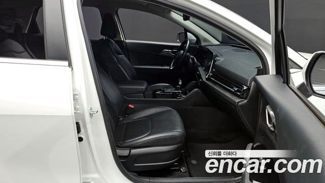Kia Sportage 2022 — Şəkil 17/20