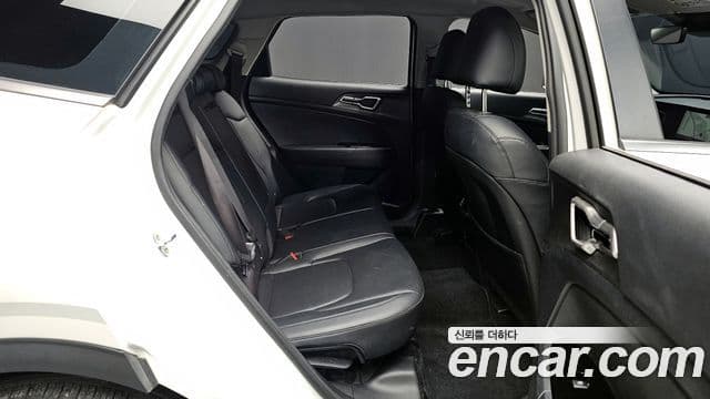 Kia Sportage 2022 — Şəkil 19/20