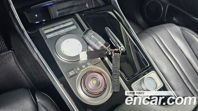 Genesis GV80 2022 — Photo 18/20