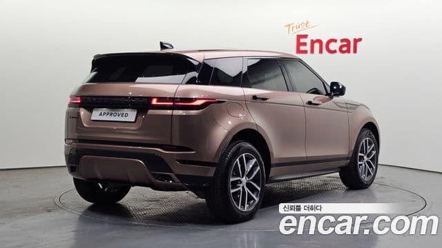 Land Rover Range Rover Evoque 2025 — ფოტო 2/20
