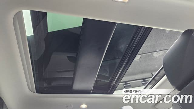 Land Rover Range Rover Evoque 2025 — ფოტო 19/20