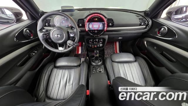 Mini Cooper S Clubman 2023 — Фото 7/20