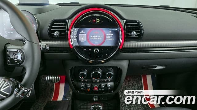 Mini Cooper S Clubman 2023 — Фото 14/20