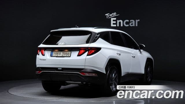 Hyundai Tucson Hybrid 2022 — ფოტო 7/20