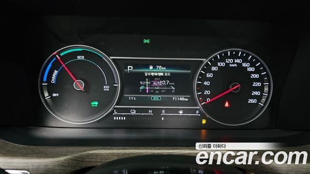 Kia Sorento 2022 — ფოტო 8/20