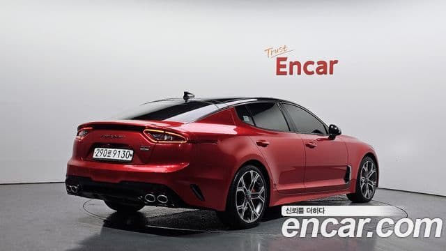 Kia Stinger 2020 — Photo 3/20