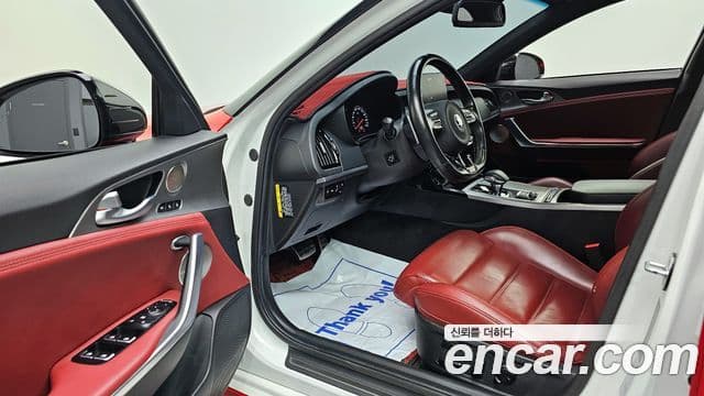 Kia Stinger 2020 — Photo 9/20