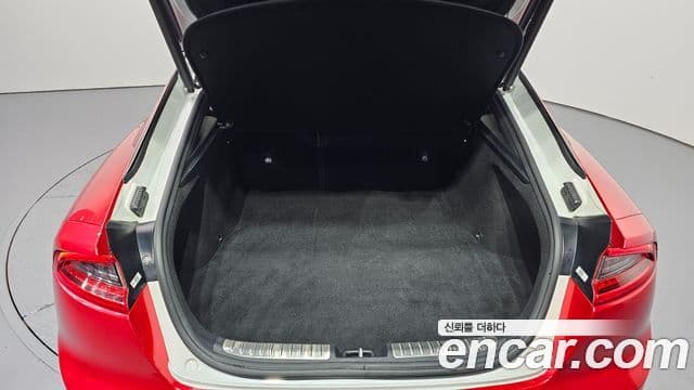 Kia Stinger 2020 — Photo 5/20