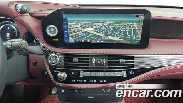 Lexus LS500h 2023 — Şəkil 15/20