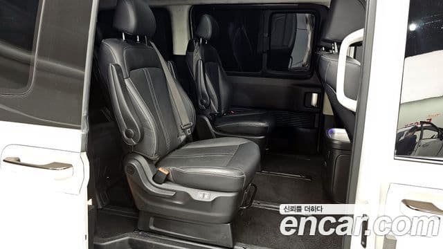Hyundai Staria 2024 — Фото 12/20