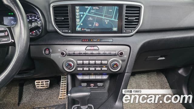 Kia Sportage The Bold 2020 — Şəkil 15/20