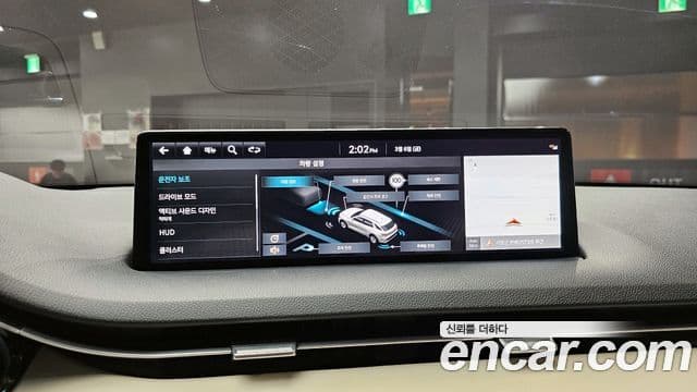 Genesis GV70 2023 — ფოტო 15/20