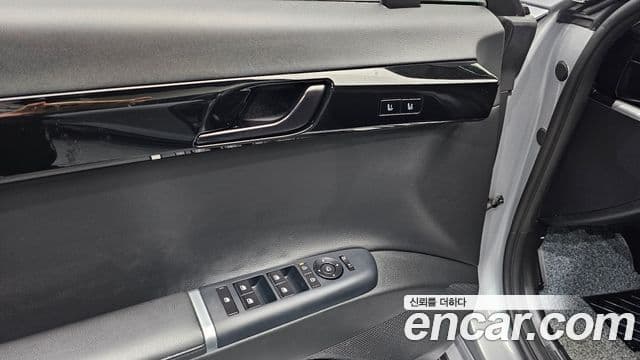 Hyundai Grandeur 2023 — Фото 16/20