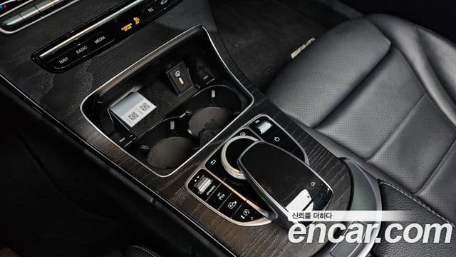 Mercedes-Benz C-Class 2019 — ფოტო 18/20