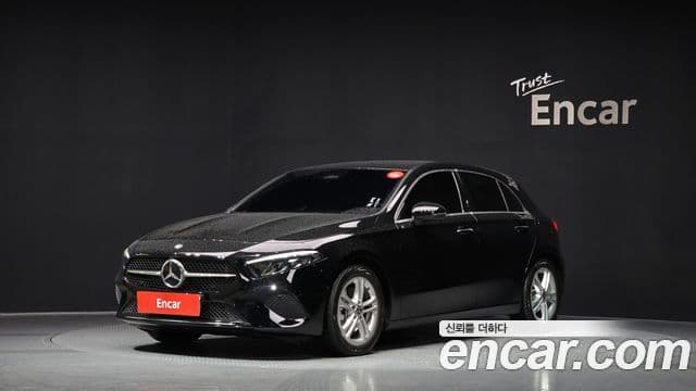 Mercedes-Benz A-Class 2025 — ფოტო 1/20