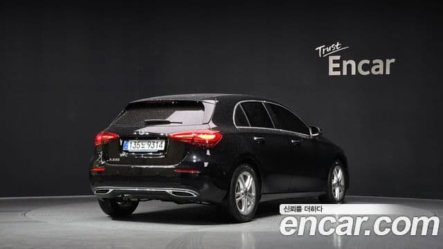 Mercedes-Benz A-Class 2025 — ფოტო 2/20
