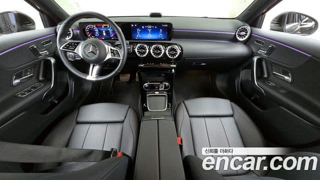 Mercedes-Benz A-Class 2025 — ფოტო 7/20