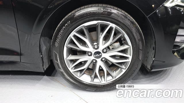 Kia K5 2022 — ფოტო 5/20