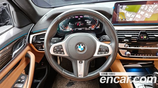BMW 5 Series 2020 — Şəkil 13/20