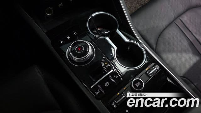 Kia K5 2023 — ფოტო 7/20