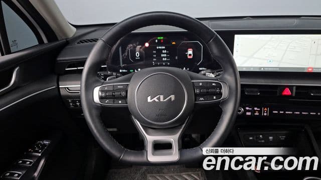 Kia K5 2025 — Şəkil 12/20