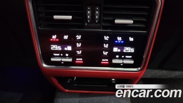 Porsche Cayenne 2019 — Şəkil 18/20