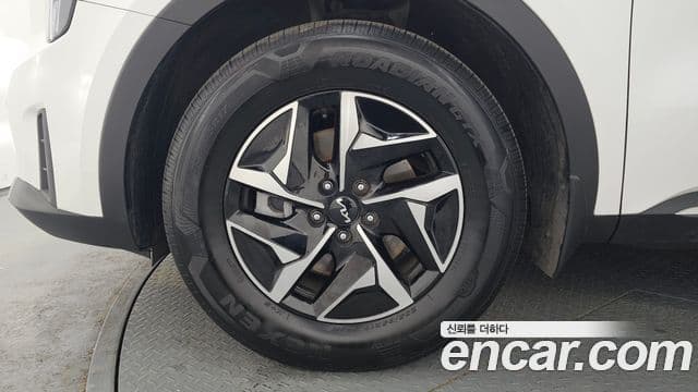 Kia Sorento 2023 — Şəkil 11/20