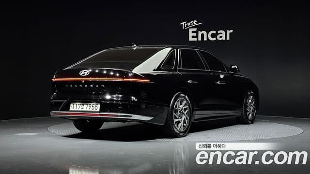 Hyundai Grandeur 2023 — Şəkil 2/20