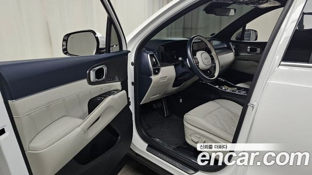 Kia Sorento 2023 — Фото 10/20