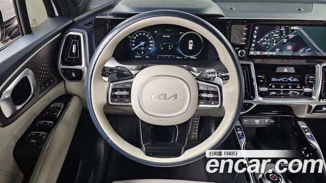 Kia Sorento 2023 — Фото 13/20