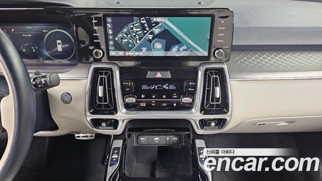 Kia Sorento 2023 — Фото 15/20