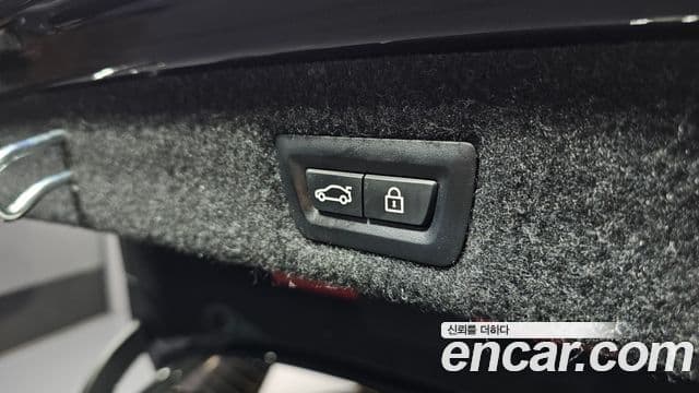 BMW 5 Series 2018 — Şəkil 20/20