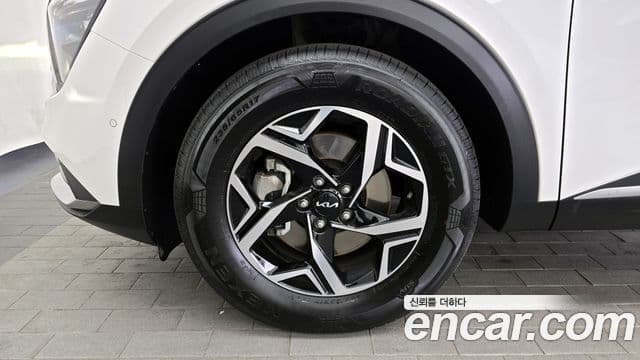 Kia Sportage 2021 — ფოტო 4/20