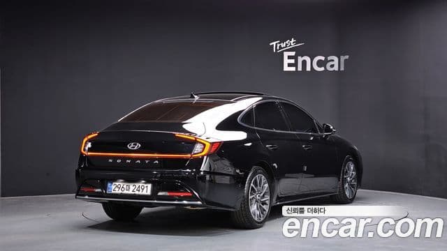 Hyundai Sonata 2019 — Фото 2/20
