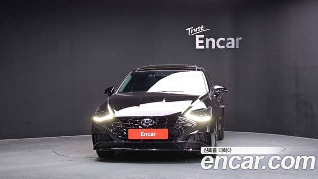Hyundai Sonata 2019 — Фото 3/20