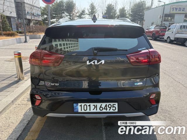 Kia Niro 2021 — Şəkil 3/20