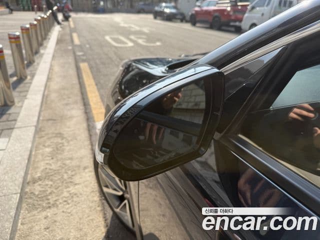 Kia Niro 2021 — Şəkil 10/20