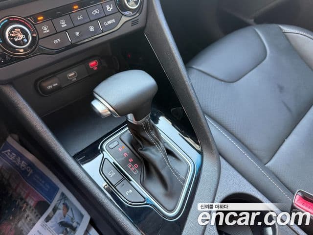 Kia Niro 2021 — Şəkil 8/20