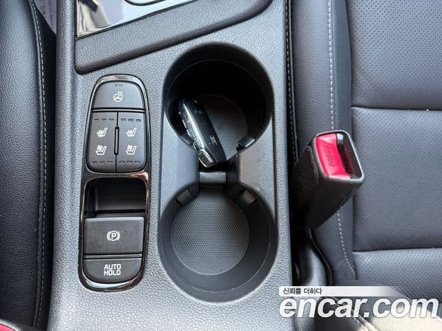 Kia Niro 2021 — Şəkil 13/20