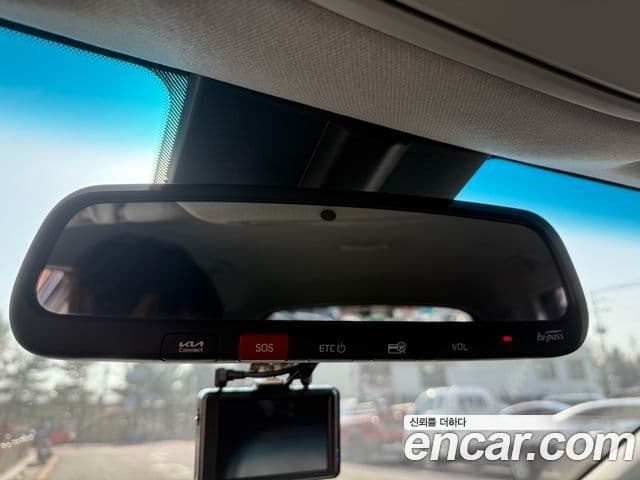 Kia Niro 2021 — Şəkil 19/20