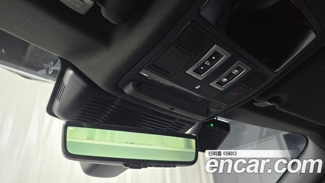 Land Rover Range Rover Evoque 2024 — Фото 18/20