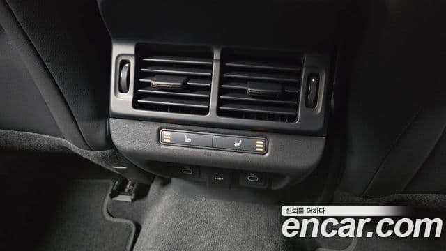 Land Rover Range Rover Evoque 2024 — Фото 19/20